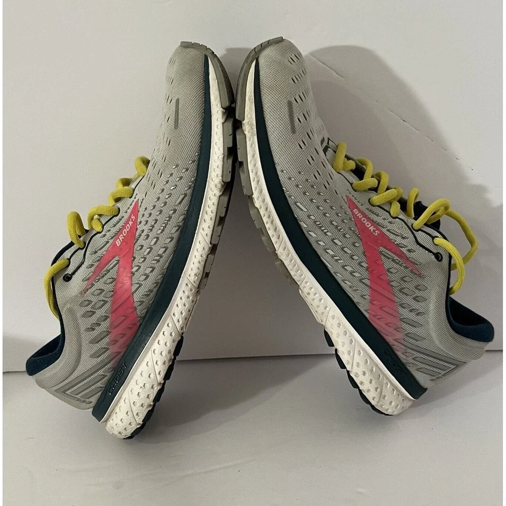Size 9.5 - Brooks Ghost 13‎ Ice Flow Pink Medium